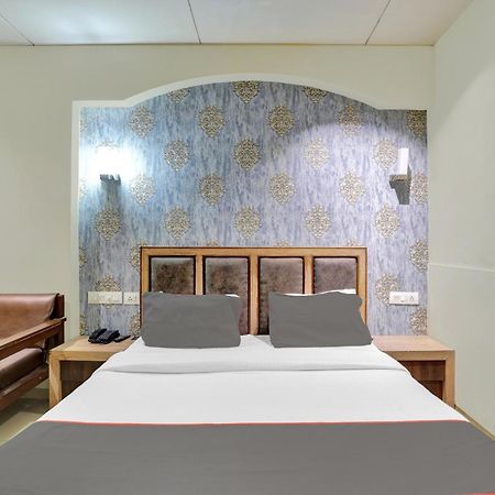 Collection O 82926 Hotel Royal Plaza Ahmedabad Luaran gambar